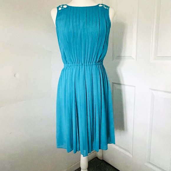 Jessica Simpson Dresses & Skirts - New Jessica Simpson Bluebird Blue Chiffon Pleated Dress Size 6